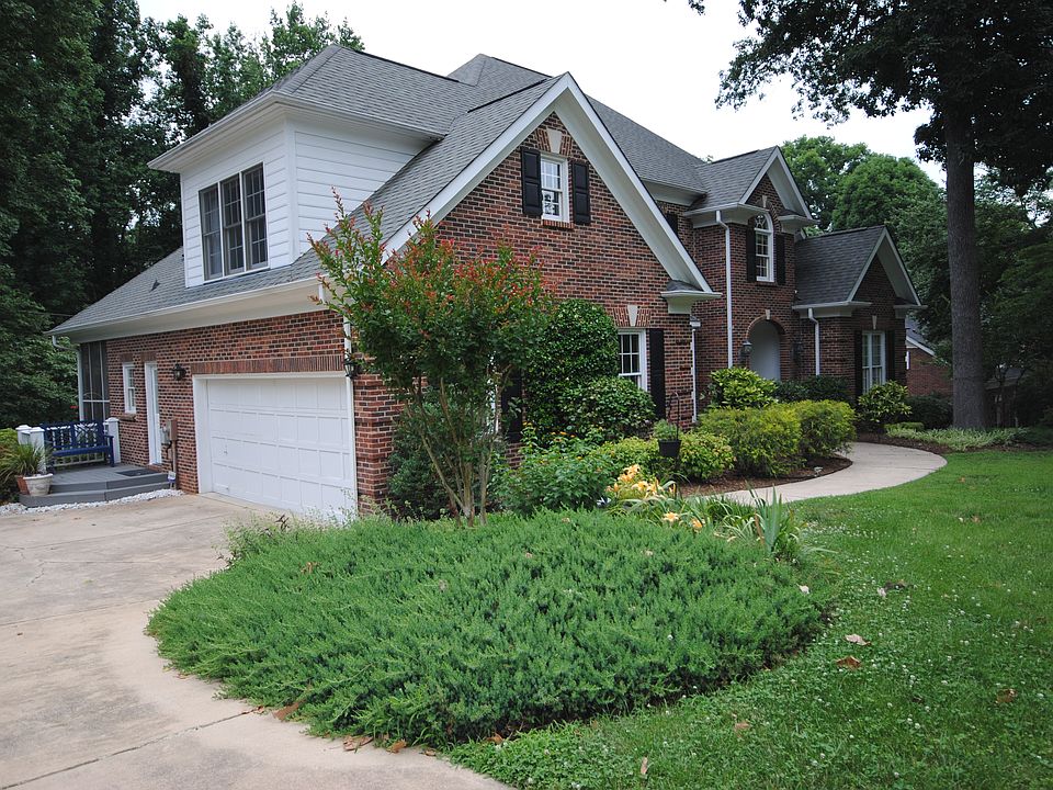 1st image of 3233 Colvard Park Way
