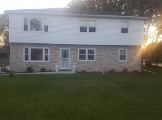 4311 S 46th St, Greenfield, WI 53220