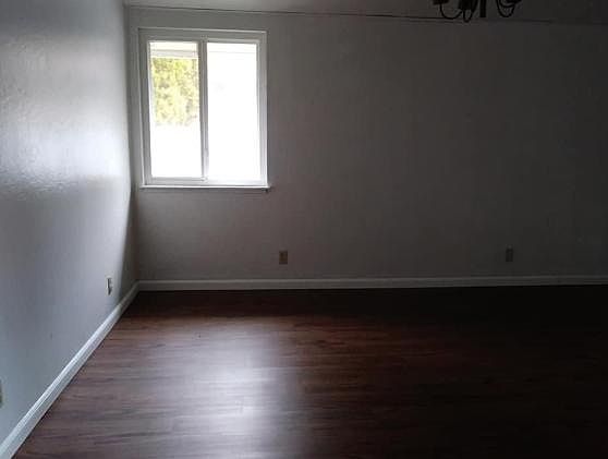 3rd image of 7245 Cromwell Way