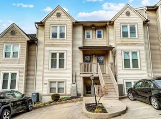 955 Auburnview Dr, Cincinnati, OH 45206