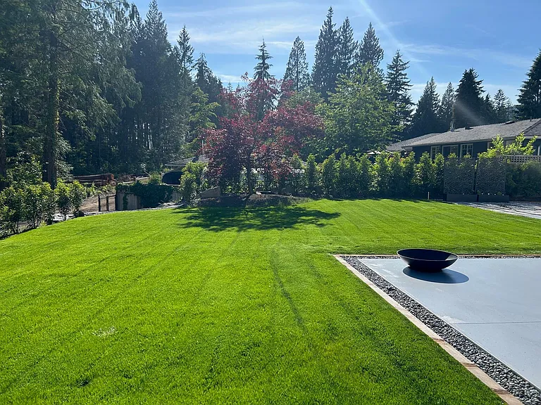 372 Moyne Dr — Photo 31