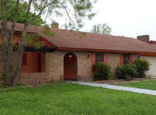 236 Galvin Dr, Seguin, TX 78155