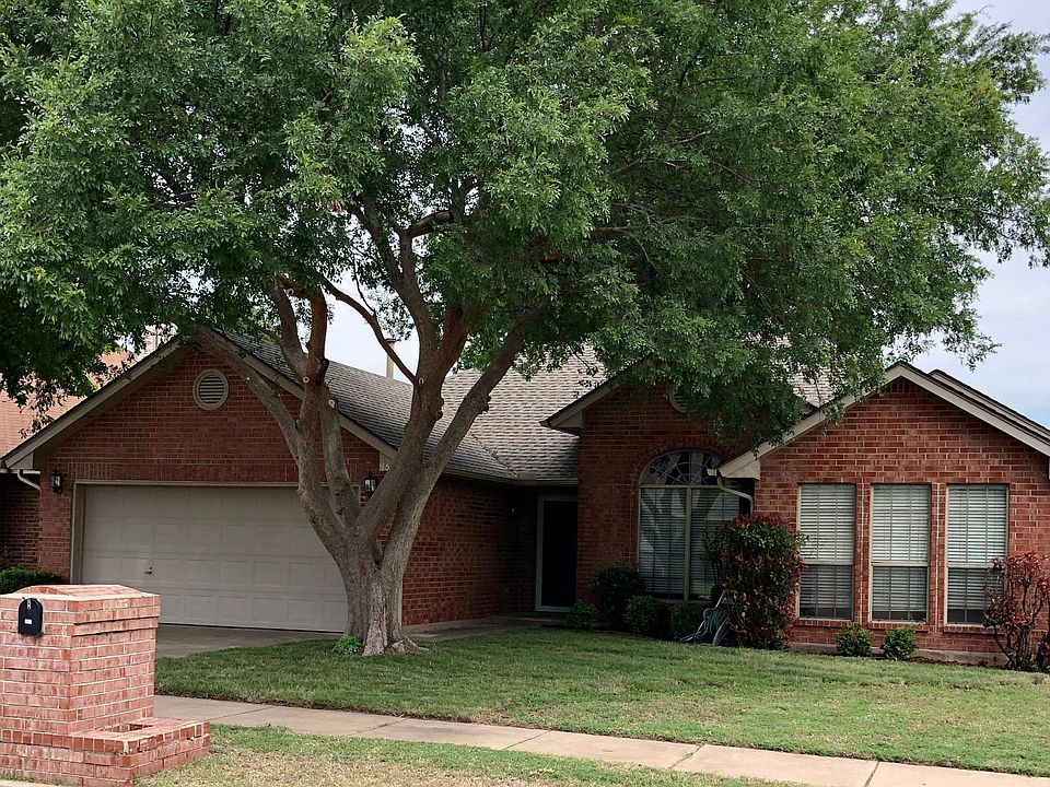 1st image of 1517 NW 181st St