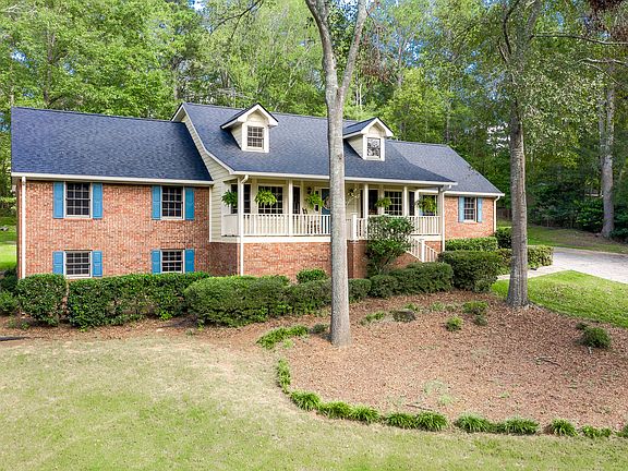 3rd image of 3051 Sandy Creek Ct