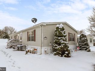 16911 Alcott Rd, Hagerstown, MD 21740