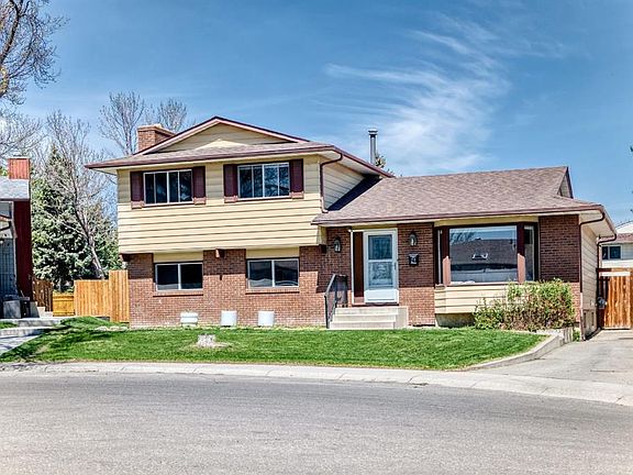 2nd image of 28 S Rundlelawn Pl NE