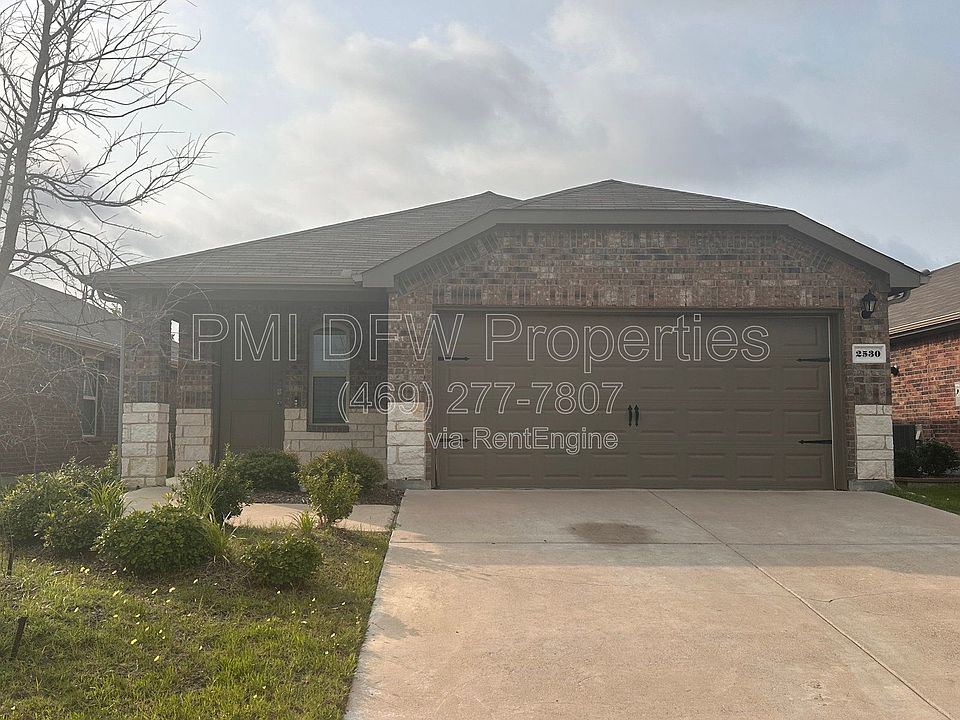 1st image of 2530 Russell St