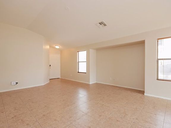 4th image of 6717 S 49th Dr
