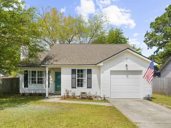 2772 Donner Ave, North Charleston, SC 29406