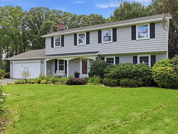 4th image of 36 Autumn Oak Cir