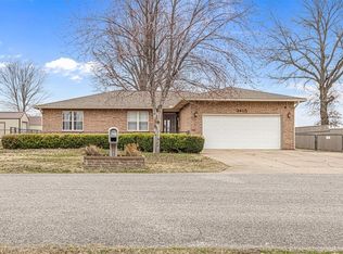 3415 N East Dr, Rogers, AR 72756