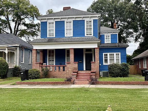 2nd image of 824 2nd Ave