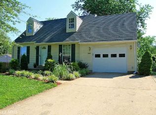 5640 Roundtree Dr, Woodbridge, VA 22193