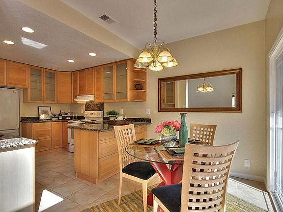 3rd image of 1246 Briarleaf Cir