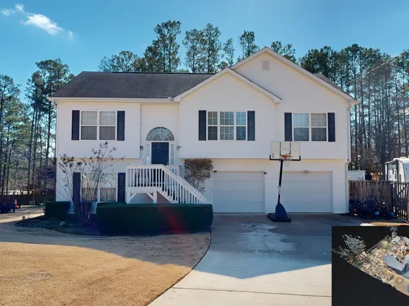 225 Eagles Nest Cir, Carrollton, GA 30116