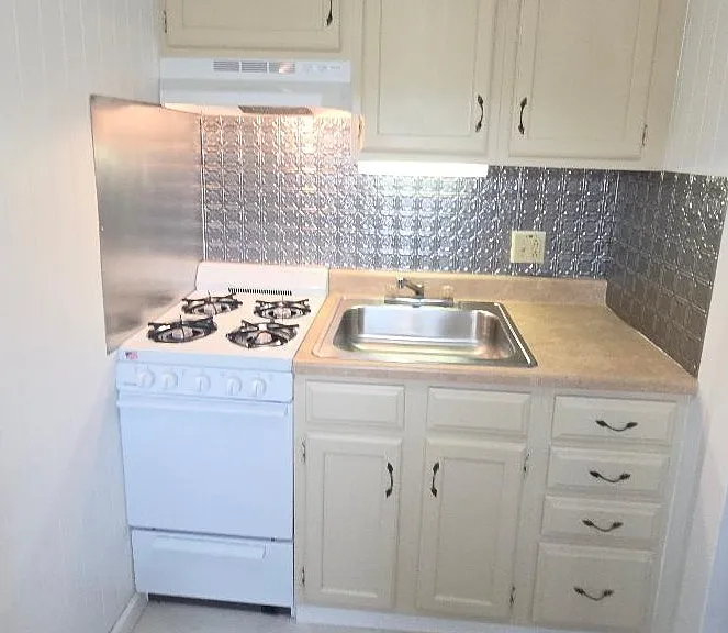 1200 Stewartstown Rd — Photo 3