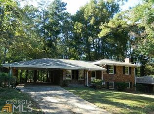 1657 Camelot Cir, Tucker, GA 30084