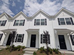 3164 Fall Hills Dr, Winston Salem, NC 27103
