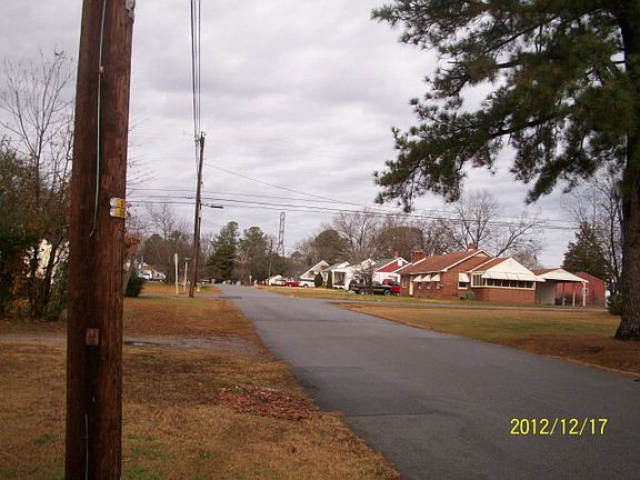 4th image of 1311 Carolina St