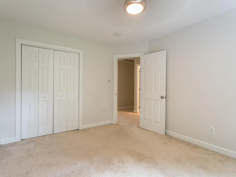 203 Harbor Creek Dr — Photo 10