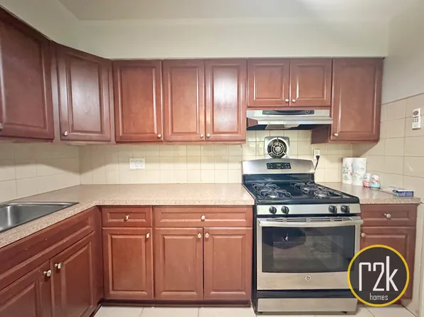 22-60 78th Street image 15 of 32