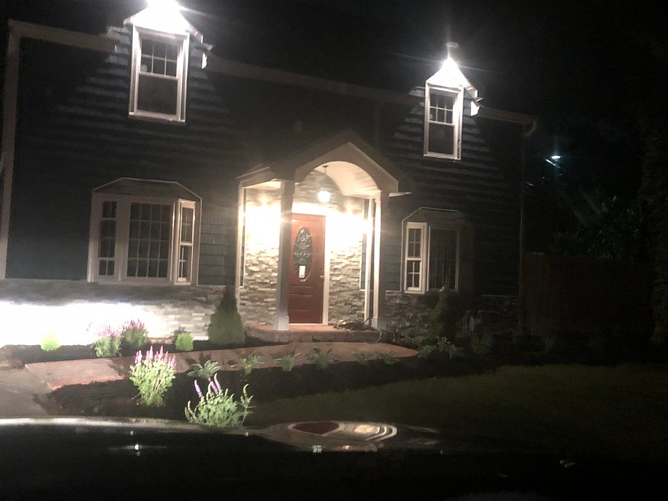 2nd image of 64 W 19th St