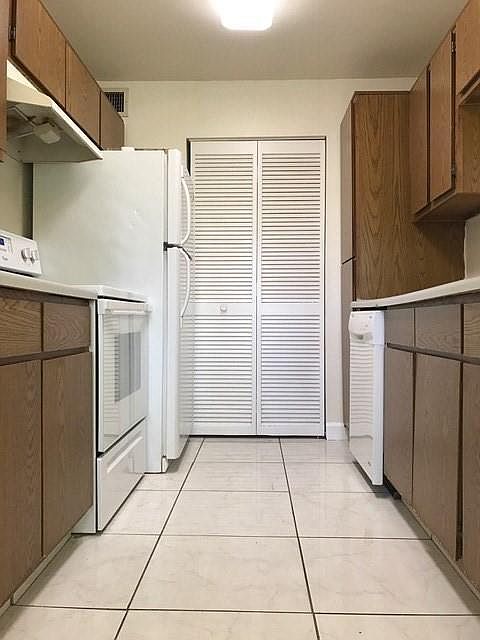 1st image of 3984 NW 87th Ave