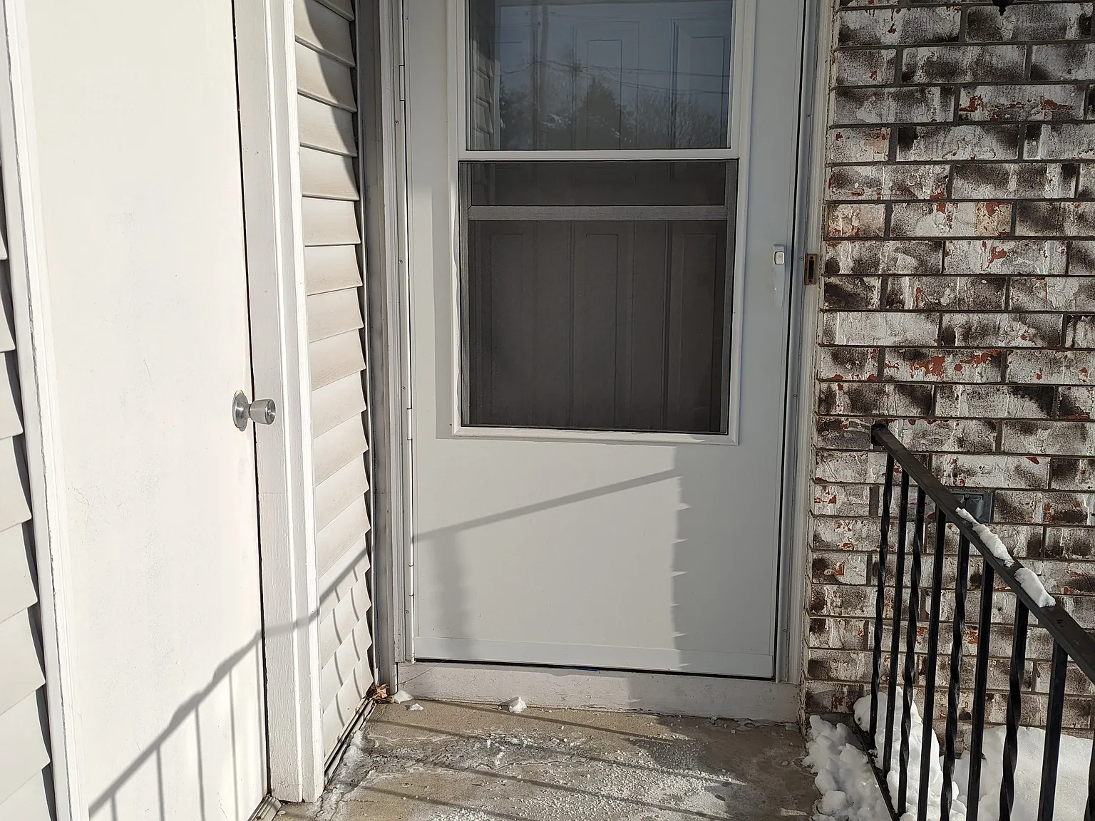 Duplex for Rent Near Lambeau Field 2bd/1ba — Photo 2
