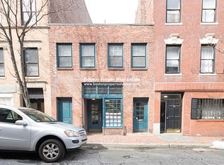 94 W Cedar St #207, Boston, MA 02114