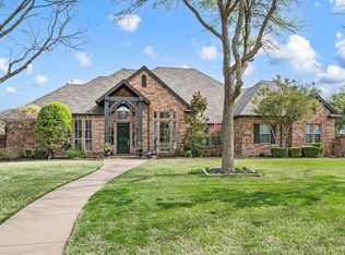 2430 Savanna Cir, Midlothian, TX 76065