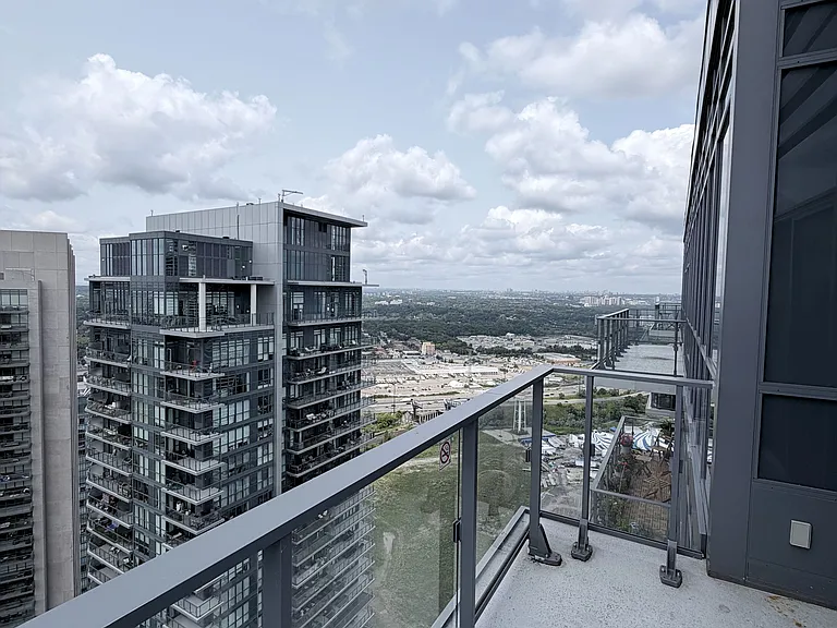 2220 Lakeshore Ave #Penthouse 2 — Photo 25