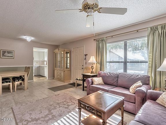 4th image of 112 La Costa Ln #312