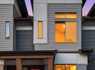 1950 Newport Way NW, Issaquah, WA 98027