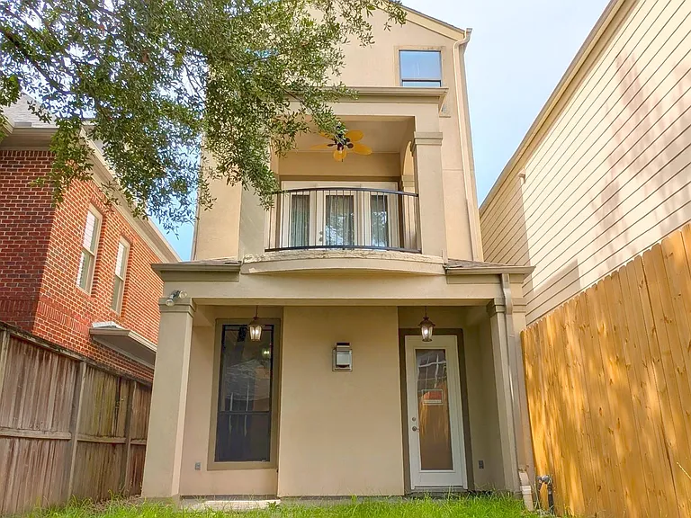 1307 Riverine Ct — Photo 45