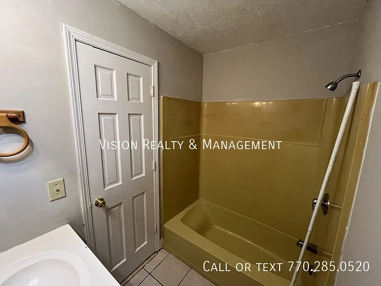 55 S Greenwood Dr — Photo 28