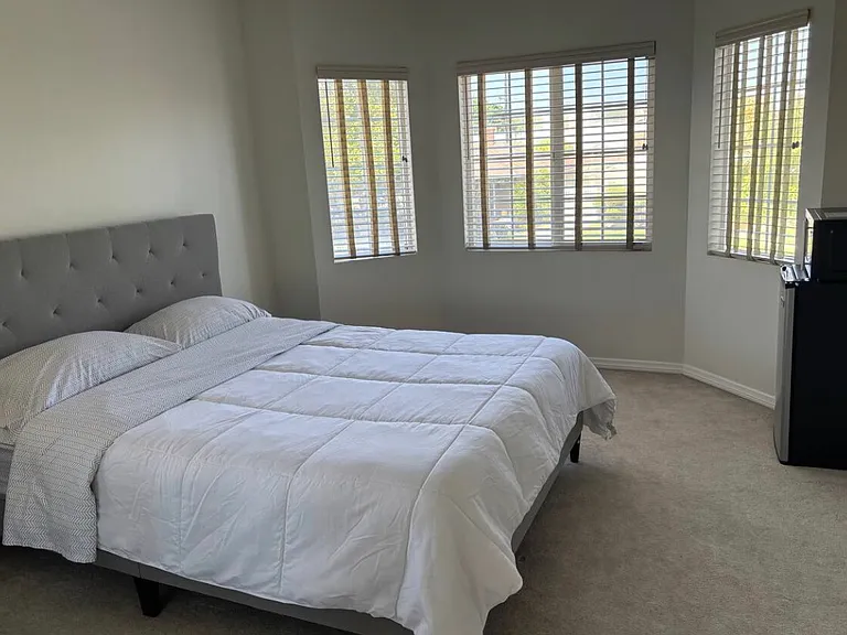 7939 Denrock Ave — Photo 20