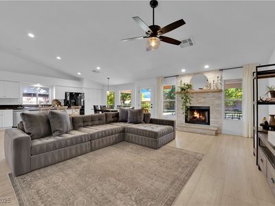 958 Wild West Dr, Henderson, NV, 89002