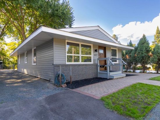 1422 5th St S, Stillwater, MN 55082