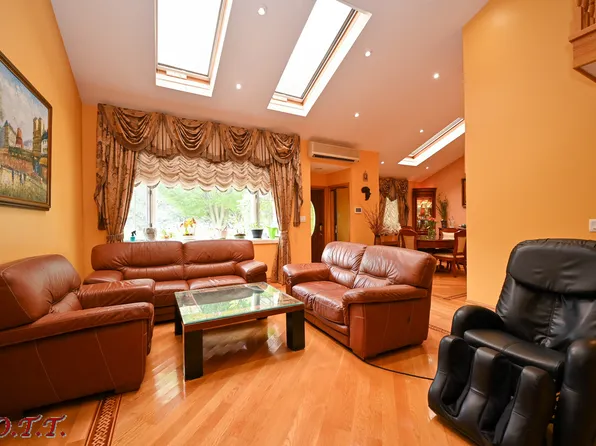 47 Gaylord Drive North image 9 of 21