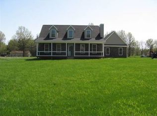 26073 Cobblestone Trl, Columbia Station, OH 44028