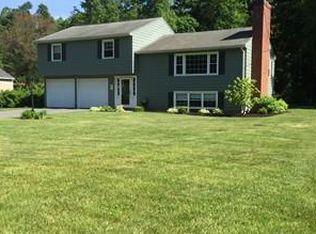 19 Joan St, Wilbraham, MA 01095