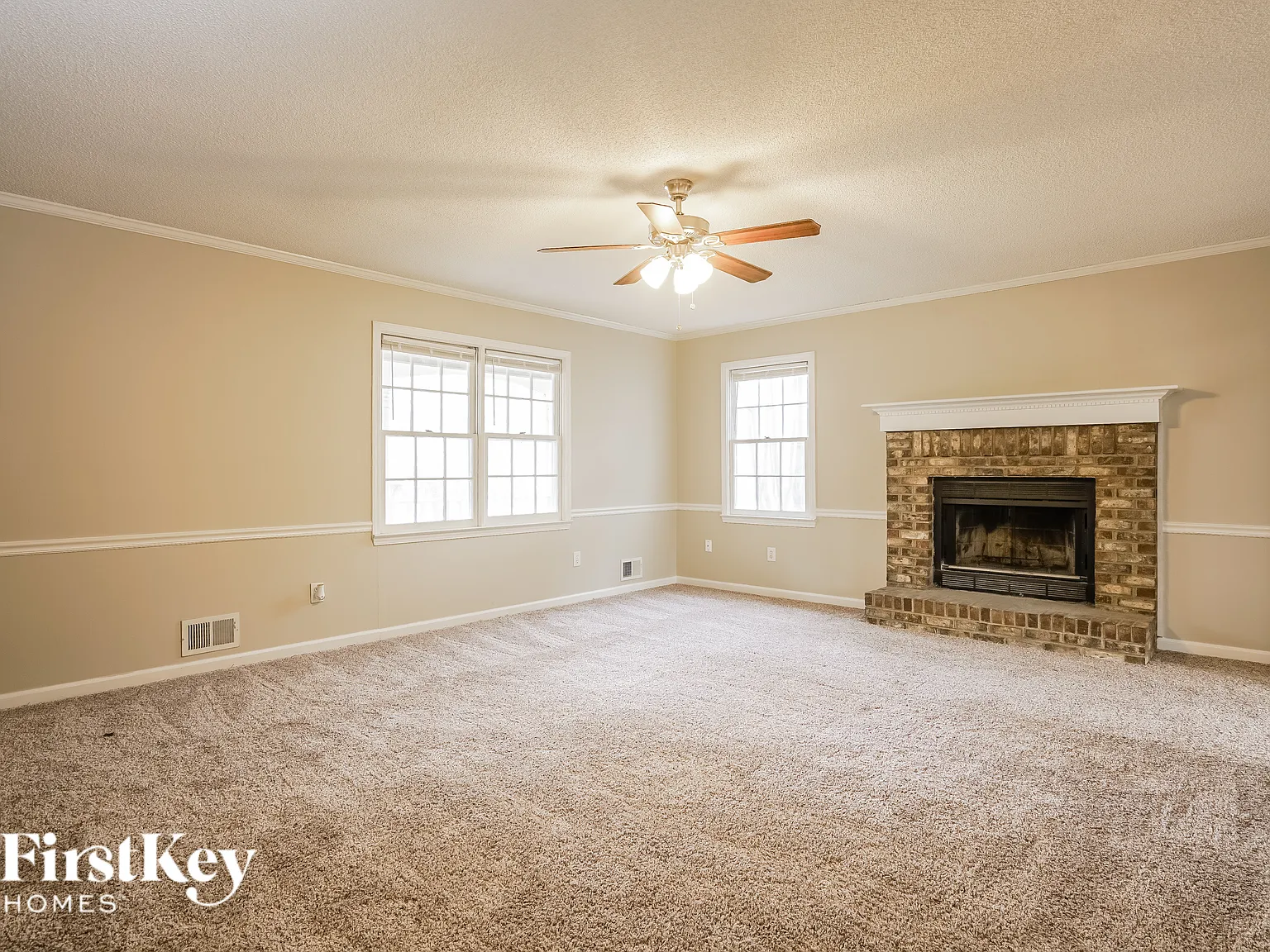 3 bed, 2.0 bath, 1480 sqft, $2,080 — Photo 3