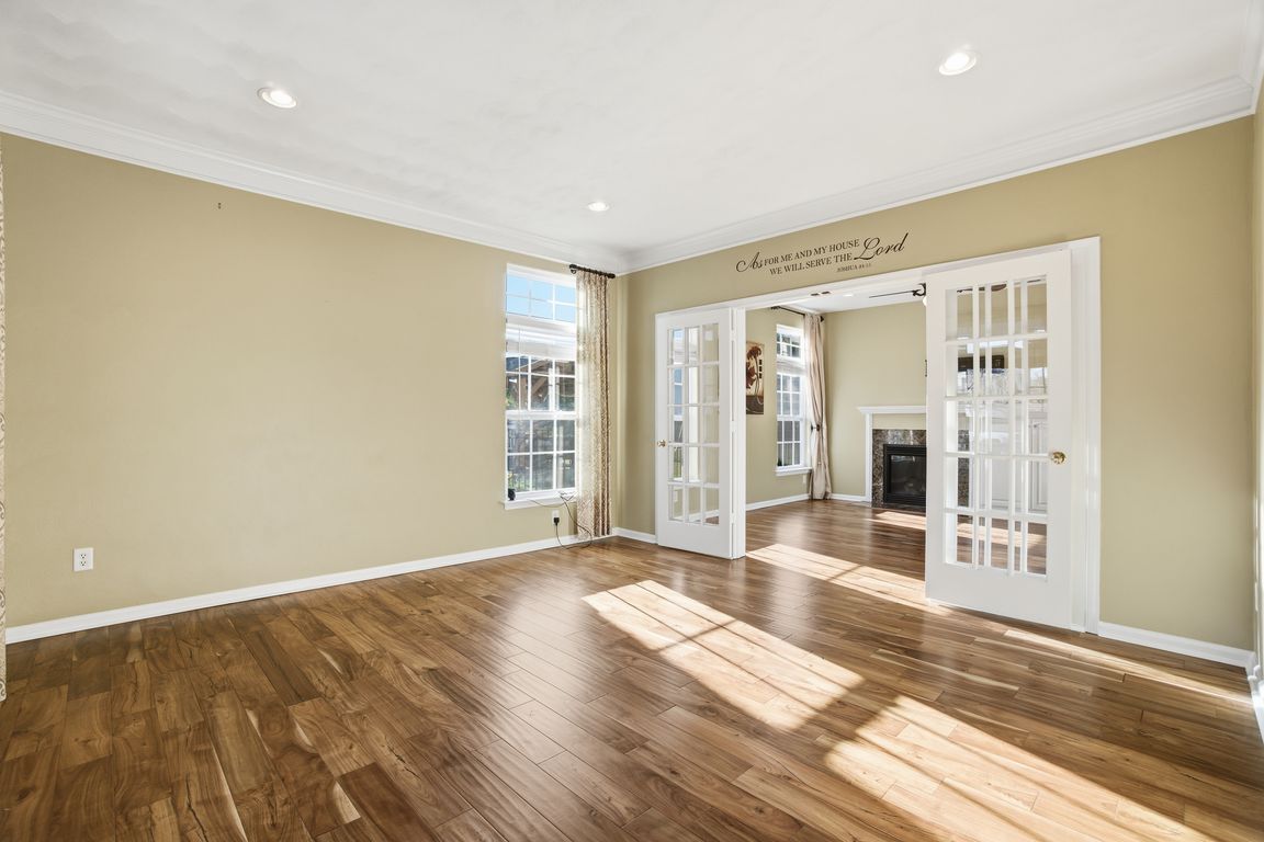 next background image