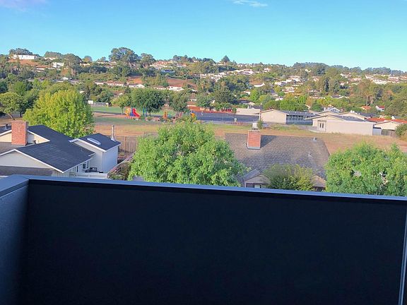 5th image of 1840 Sequoia Ave APT 301