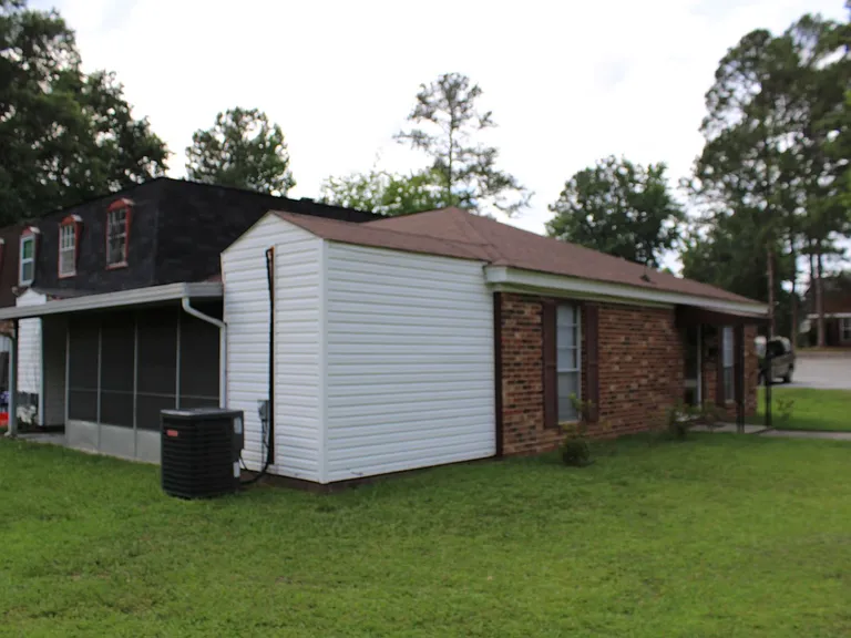 2248 Winston Way — Photo 27