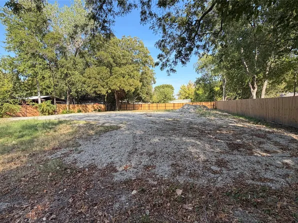 307 S Rike St, Farmersville, TX 75442
