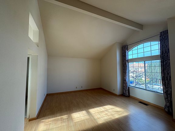 5th image of 1549 Mission Springs Cir