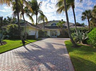 6940 SE Harbor Cir, Stuart, FL 34996