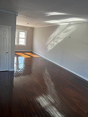 2nd image of 2032 E 41st St #1