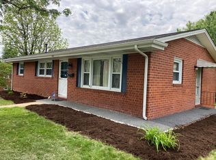 1403 John Exum Pkwy, Johnson City, TN 37604